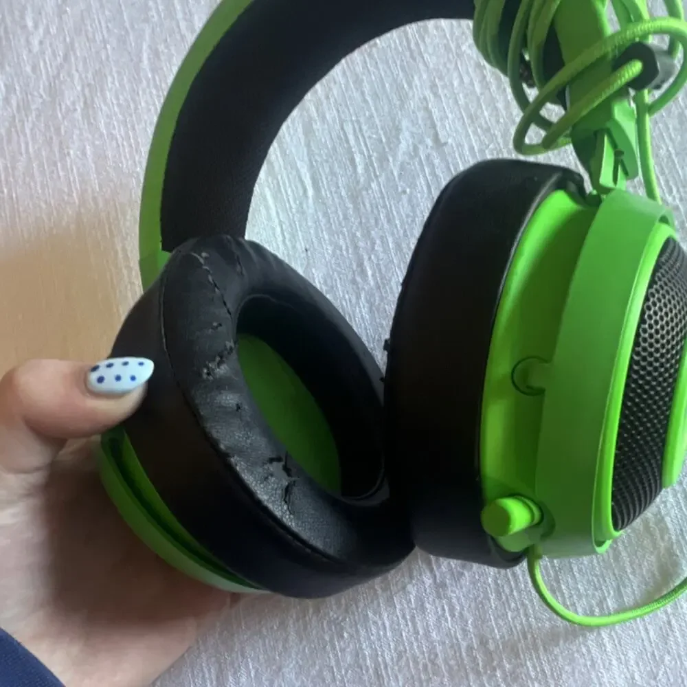 Razer RAZR Wired 3.5mm Over-Ear Headset Green/Black Retractable Boom Mic
